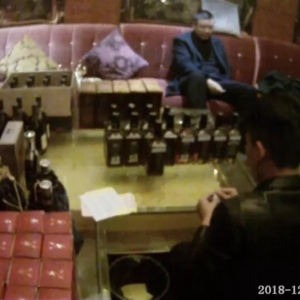 ʲô��r ��ꎶ��KTV���� 50���˱�ץ