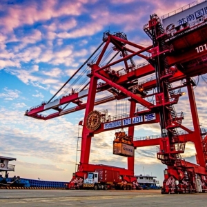 ����2018 ��ꎌ��Fȫ���h�򽛝��;C�ϰlչ��ʮ���B�ڡ�