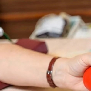 �������ѪҺ��治�㣬��ȱ�@�NѪ�ͣ�