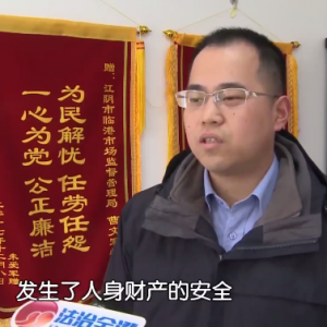 ���Ů���ڳ���ُ��ˤһ�� ŭ�ҳ������r...