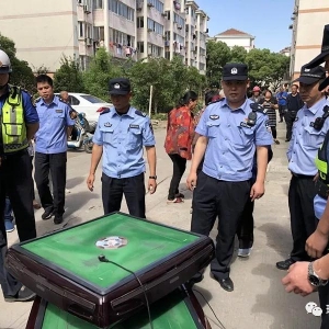 ���ߺڳ�������������Ҍ�����΁���