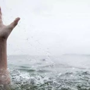 ��ʾ���ɽɽǰˮ���ְl����ˮ�¹ʣ�