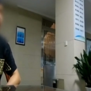 ���𣿽��һ���Ӿ��{�������e��...