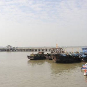 ����_չ����L���Ƿ���ɰ���p�顱�Є�