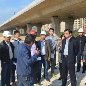 �£�ܽ�ش����ͨ���w�Y�����M����β�A��