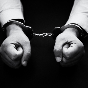 Ů�Ѵ�����ӣ�����׷��ĸ�H����