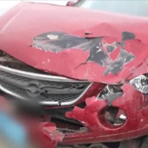 ܇�����{���ݺ������ף�ԭ�����˿�Ц����