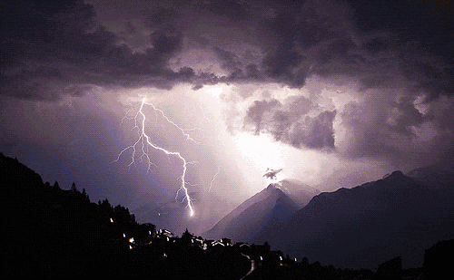 ����՚⼴�����u����ꡢ���ٽ��أ�߀��...