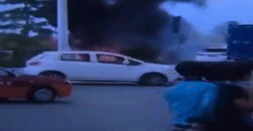 ��߅�l�F�@�N���Ƅ�ը����Ո���r�󾯣�