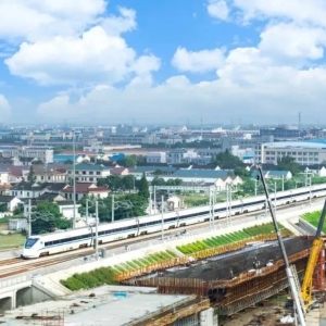 ��ꎸ��Fվ���׵�·�Ŀ�_���ڼ�