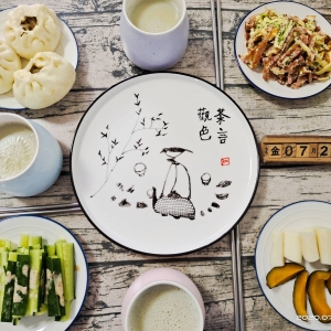 ��ʳ���(m��ng)���ְ������������^ɫ