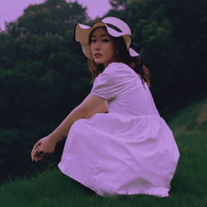 APP�W�ѷ�������zӰ ���Еr�К��|����Ů