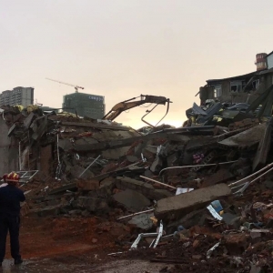 �����Iһ�}��l��̮�� ����9��ȫ�����y