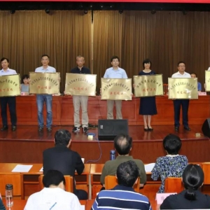 ���ˣ��½M���U��10���������F