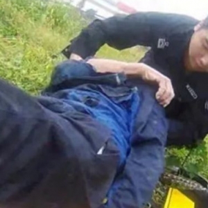 �������ں�߅ ����񾯻��پ�Ԯ��