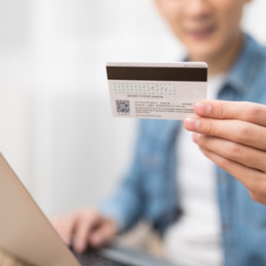 ��r�����M�����ӻ���DǰŮ��550�fԪ