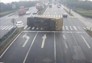 ��܇��(c��)�� С��܇���J�t��᣿