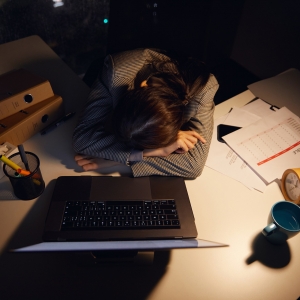 �����r(sh��)�u(p��ng)��996��007���`�����Ǌ^��