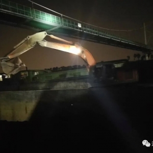 ؛���ڽ�ꎶ����U�������b��1300���V��......