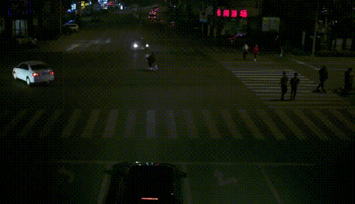 ���Ů��ؓ����{ ·�ˎ����냺��ײ�w