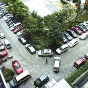 �������e�룡С�^ͣ܇��؛܇���л����{��