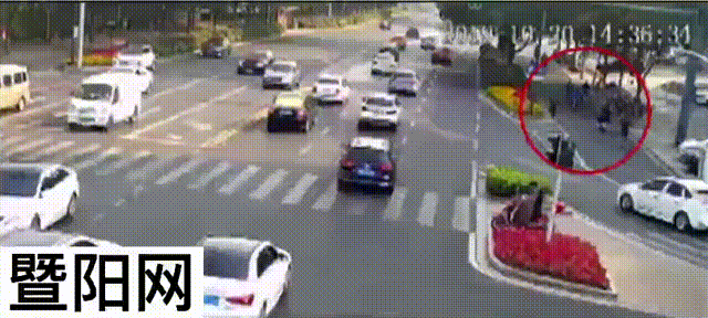 ���늄�(d��ng)܇�����³������˼�(j��)����