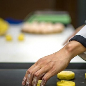 ���K���ꌢ����300�ҡ����؃���ʳƷС����