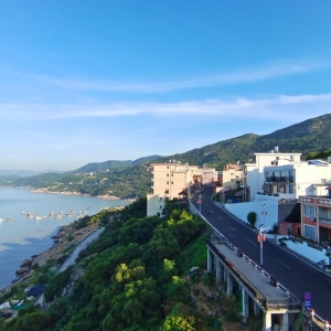 ���ڌ���ϼ���У����ǳԺ��昷��һ�죡