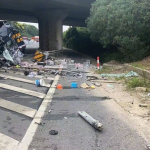 ͻ�l(f��)�����d�\(y��n)�n܇�l(f��)��܇�� 2��4��