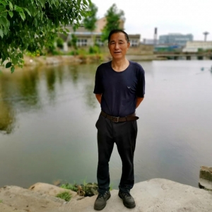 12�qŮ��������ˮ ��Ѯ�������Ӿ���