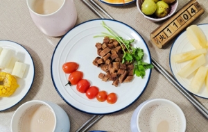 ʳ����↾���峿 ��à�B(t��i)ӭ����һ��