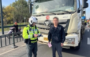 ����ȭ������  ��ꎽ������鹤���\ݔ܇