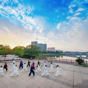 �����˽�ꎣ����Ҽ��Ӱ�