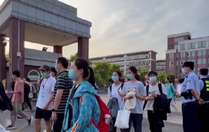 ֱ���߿���һ�F������������А��o��