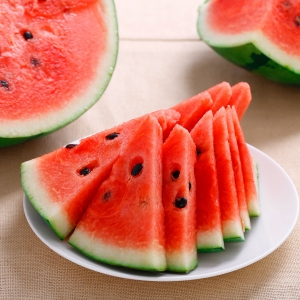 ��ҹ���τe�ԣ���ͨ��̖�����񻯣��e��