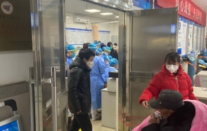 �tԺ������̫���ˣ����\�ҡ�ݔҺ�Ҷ�������