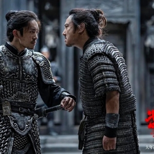 �Ӱ���M���t��ֵ��һ�������\���xŮ�����۹�Ĵ_���e