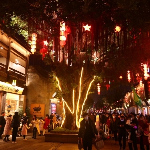 �������{�����ģ�һ܇���ˣ���һ���l��һ·����