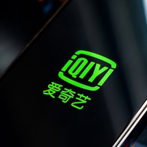 �������Ϸ����V�󣬐���ˇ�K�ڸ���