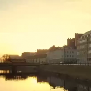 ���L���棬������Ȼ~