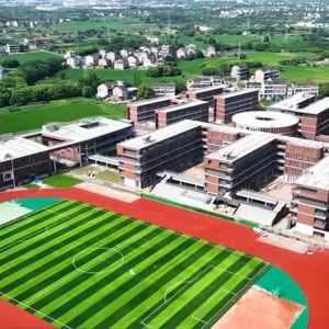 �ٿ�������@������У����Ͷ�á�