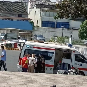 �ٿ��������ˆT�o�������ο͡�