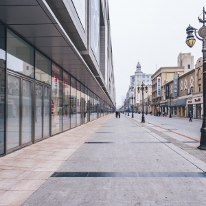 ���Fͨ܇����X���׃���������к���һ�ӿ����Ć���