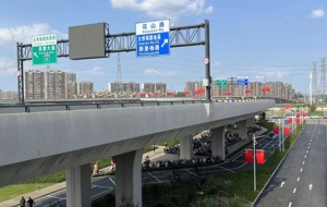 ��(g��)ë�Hȥ���Fվ��ͣ܇���ԣ���(d��ng)�췵��