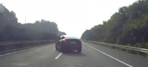 �o�a��˹��܇�����̾У��@�N�˺�ֱ���X��զ���...