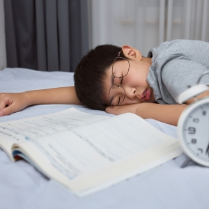 ���г������ļ��L(zh��ng)���ゃ����һ��˯�ߕr(sh��)�g��8С�r(sh��)�᣿