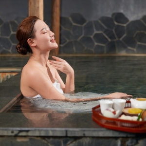 ���ģ��������Щԡ�����M�ṩ��N��ϡ�ˮ���ģ�