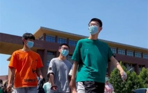 �߿����һ���ˣ�ȫ���_�̰���Ů���ꂃ