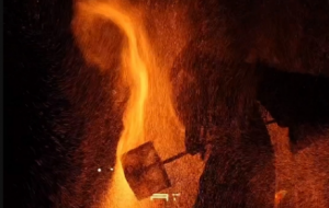 �z�ѷ��������z��ˇ���أ��H����Ҋ���������