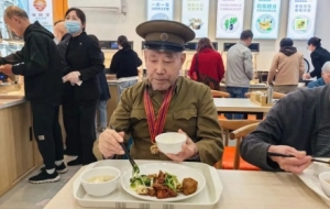 ��һ�������ǻ�ʳ�á���������